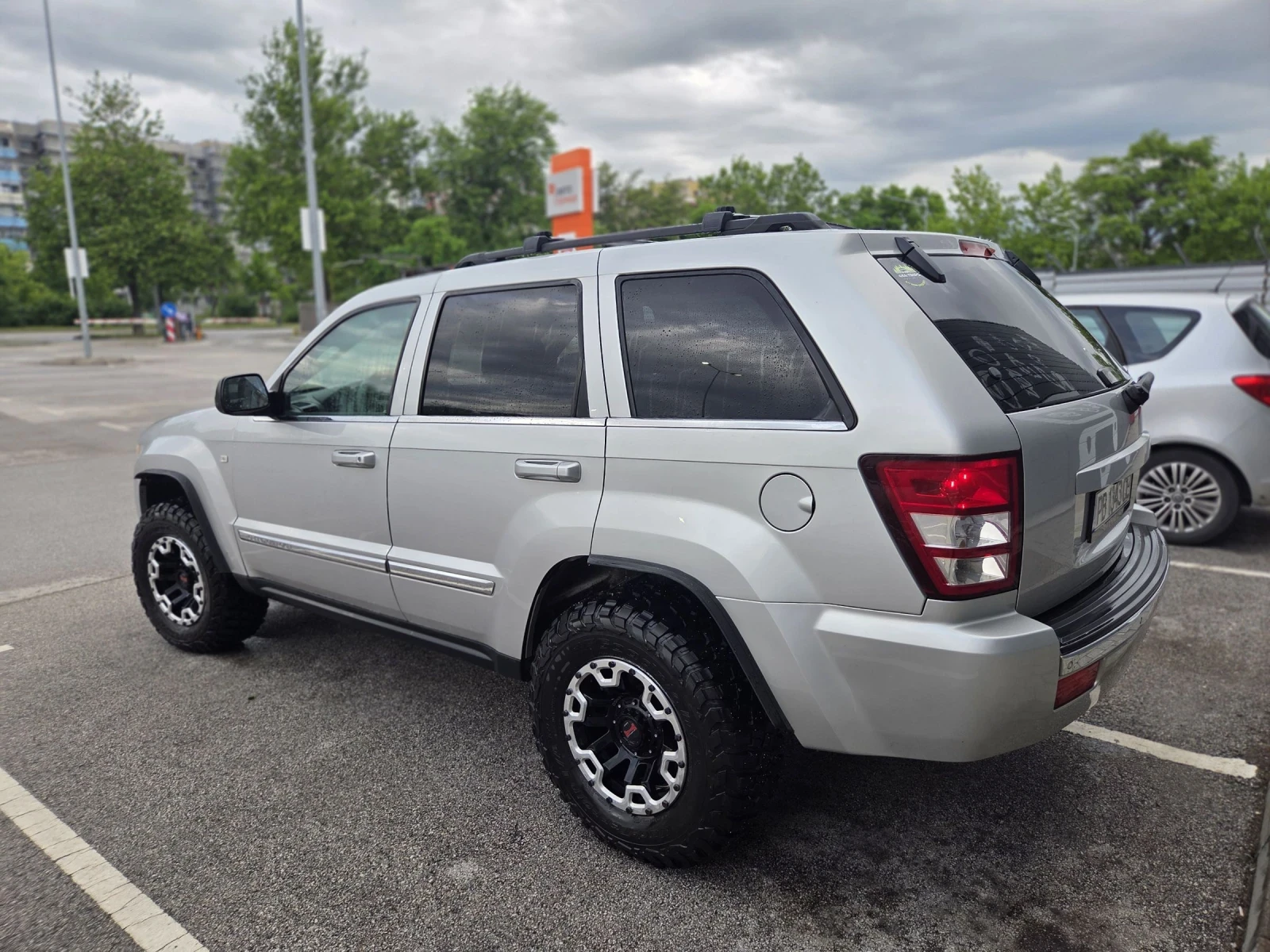 Jeep Grand cherokee, снимка 3 - Автомобили и джипове - 54866009