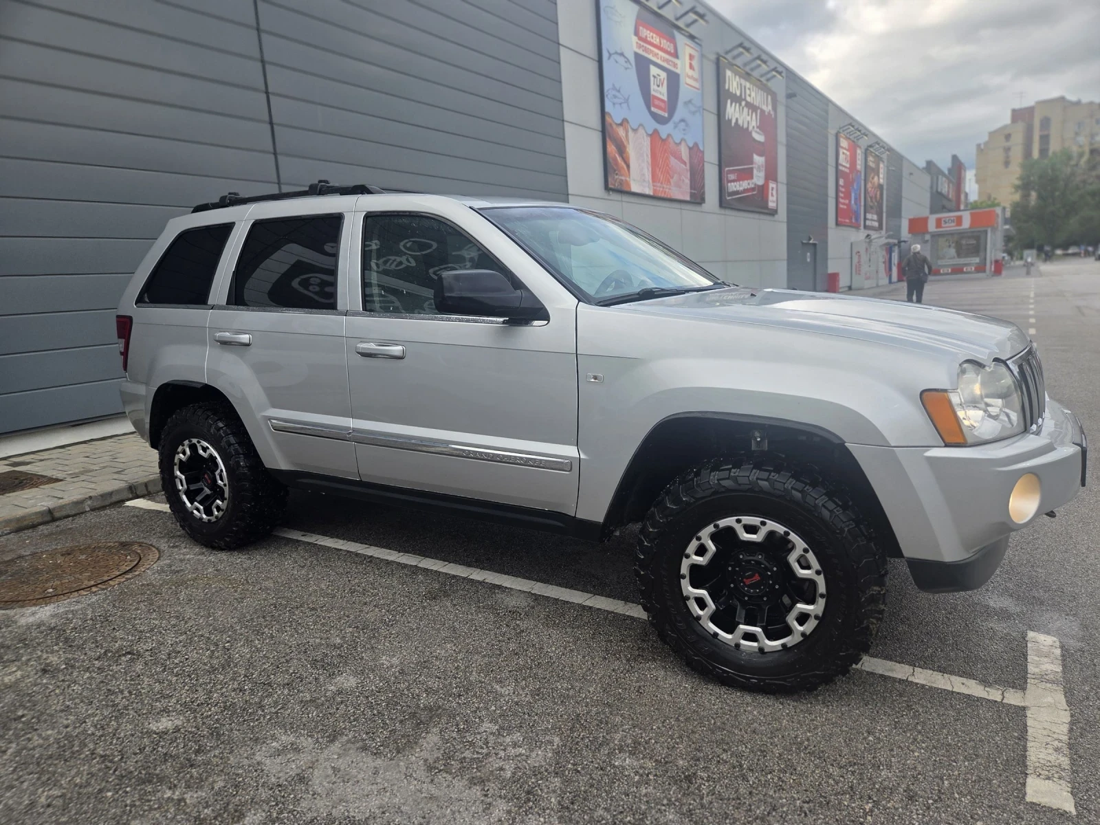 Jeep Grand cherokee, снимка 5 - Автомобили и джипове - 54866009