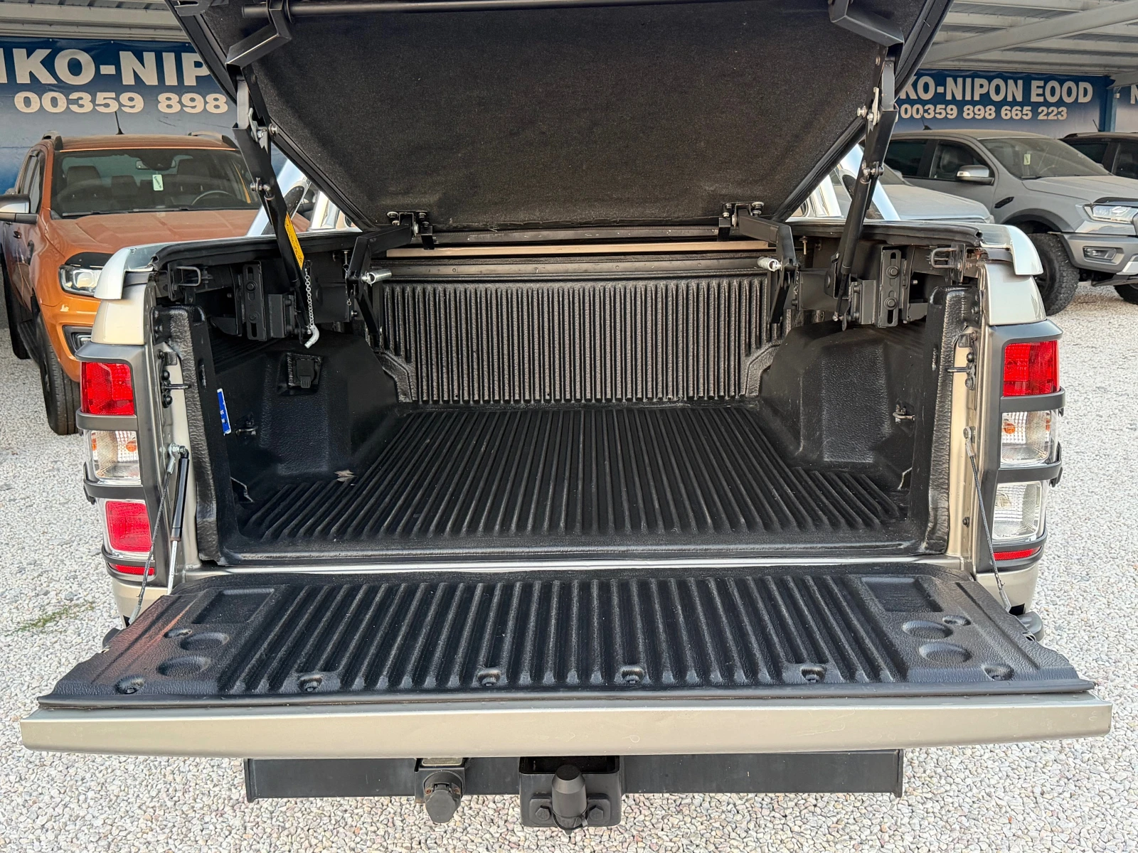Ford Ranger 3.2 Автомат, снимка 10 - Автомобили и джипове - 55111800