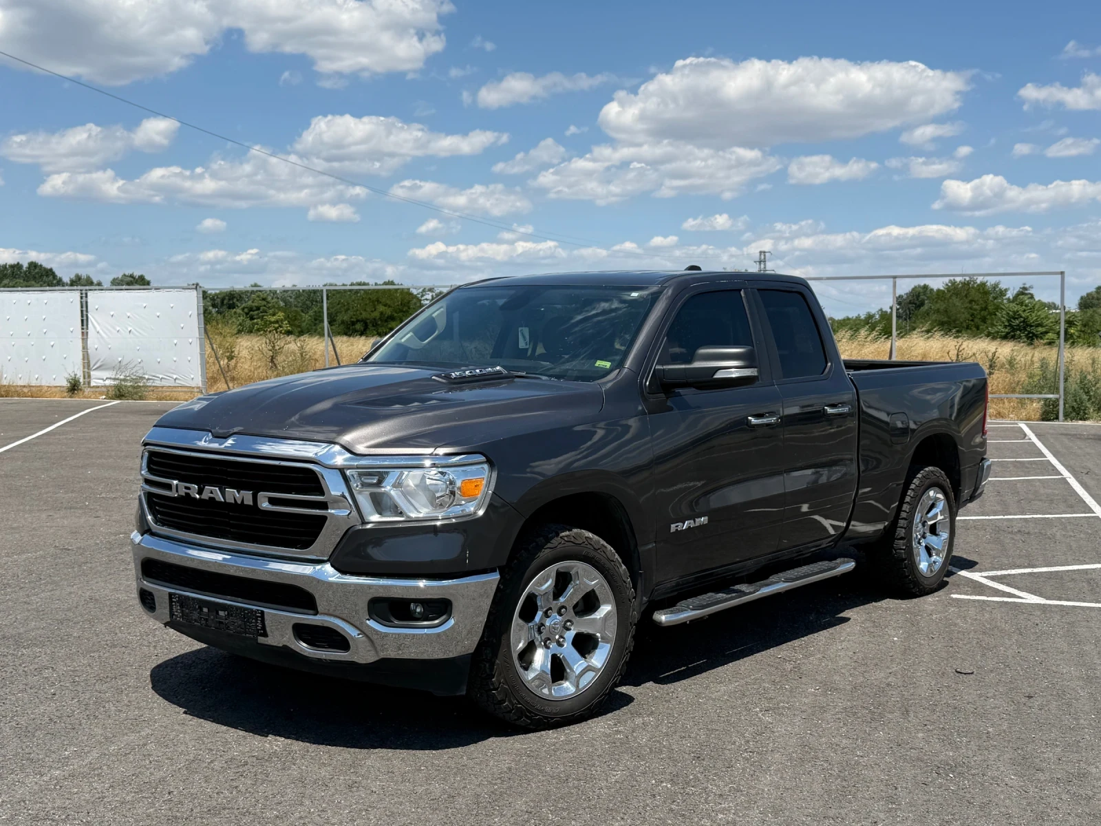 Dodge RAM 1500 5.7 BIGHORN 4X4