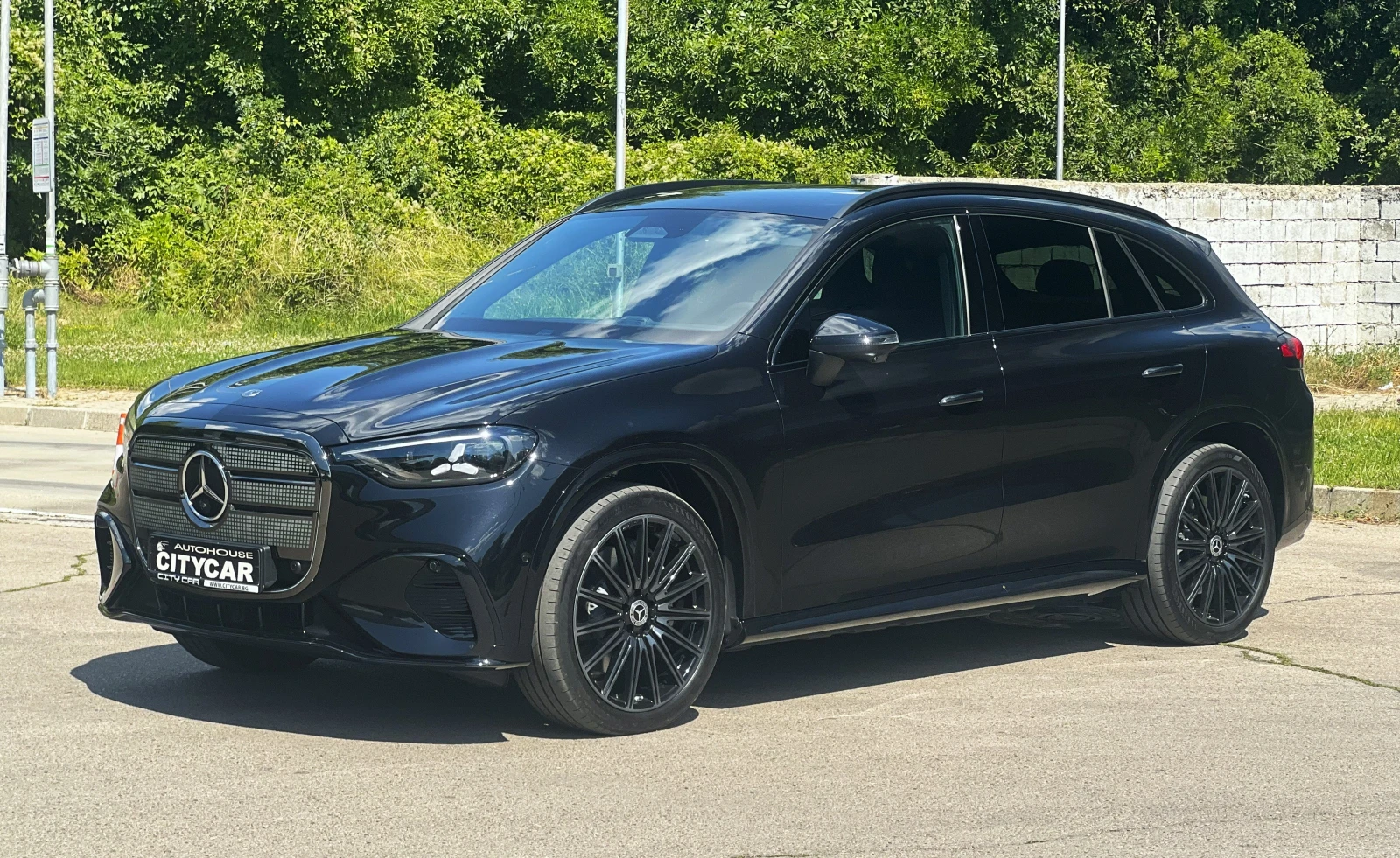 Mercedes-Benz GLC 400/ AMG/ 4M/ SKY CONTROL/ SUPERSCREEN/ NIGHT PACK, снимка 3 - Автомобили и джипове - 55537180