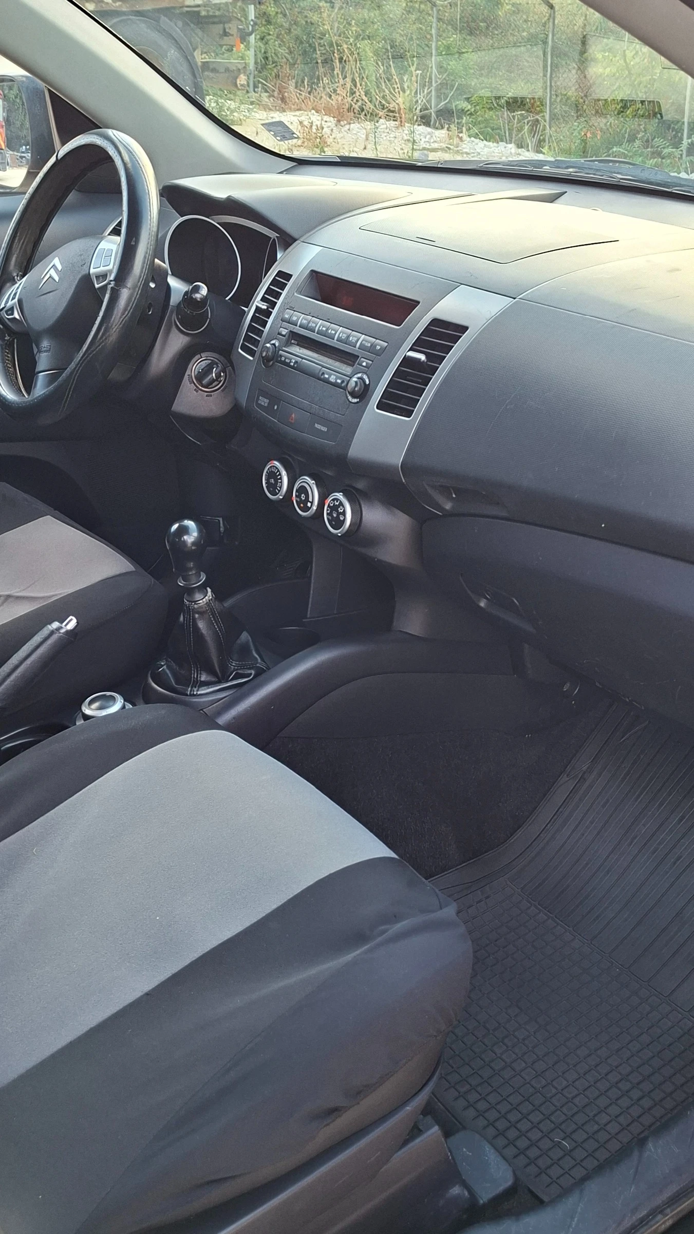Citroen C-Crosser, снимка 6 - Автомобили и джипове - 56323662