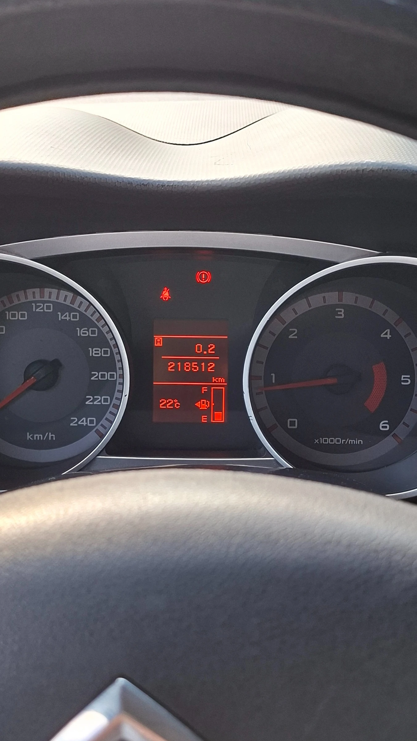Citroen C-Crosser, снимка 13 - Автомобили и джипове - 56323662