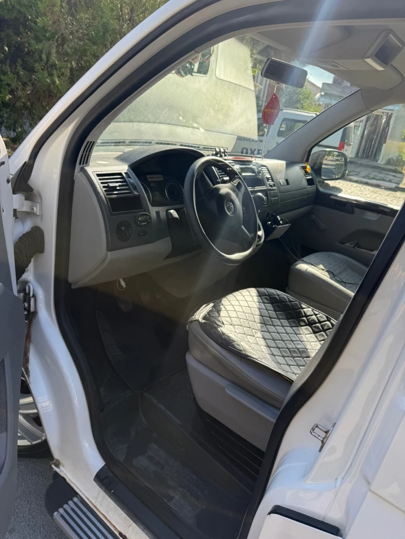 VW T5, снимка 8 - Бусове и автобуси - 51802421