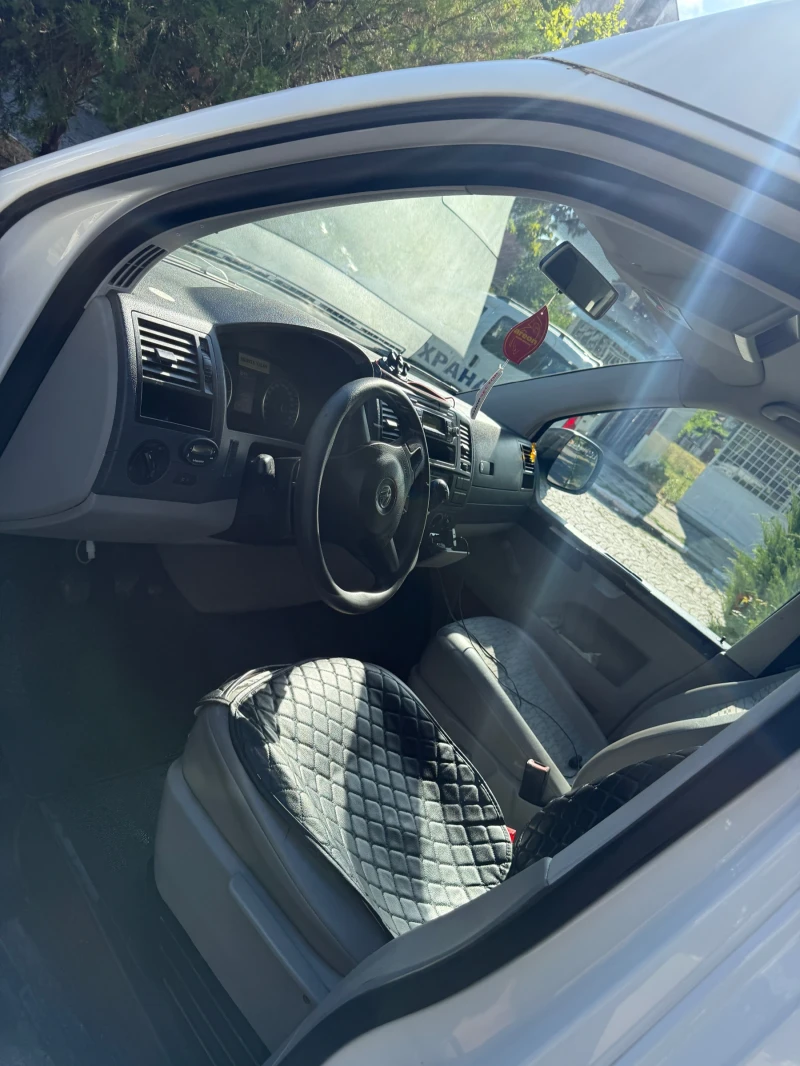 VW T5, снимка 9 - Бусове и автобуси - 51802421