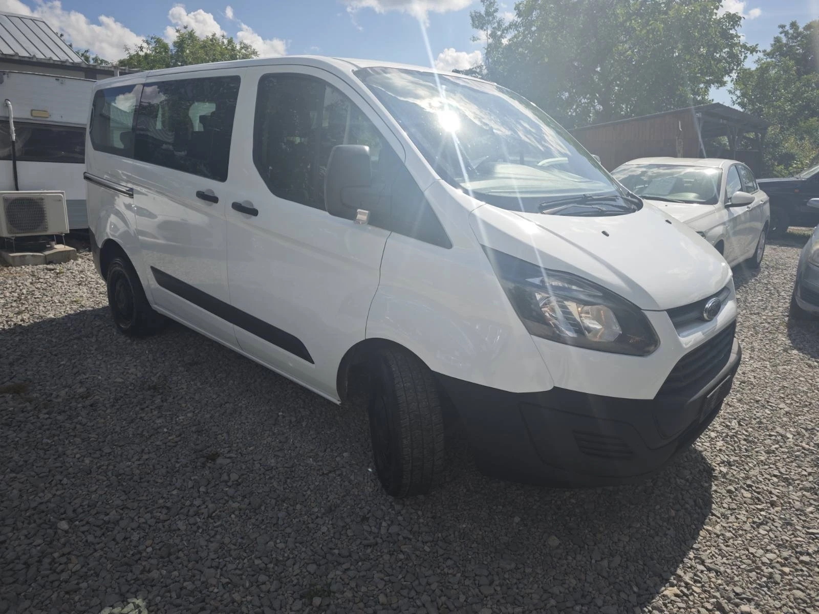 Ford Transit 2.2Cdti/102кс 9 места - изображение 2