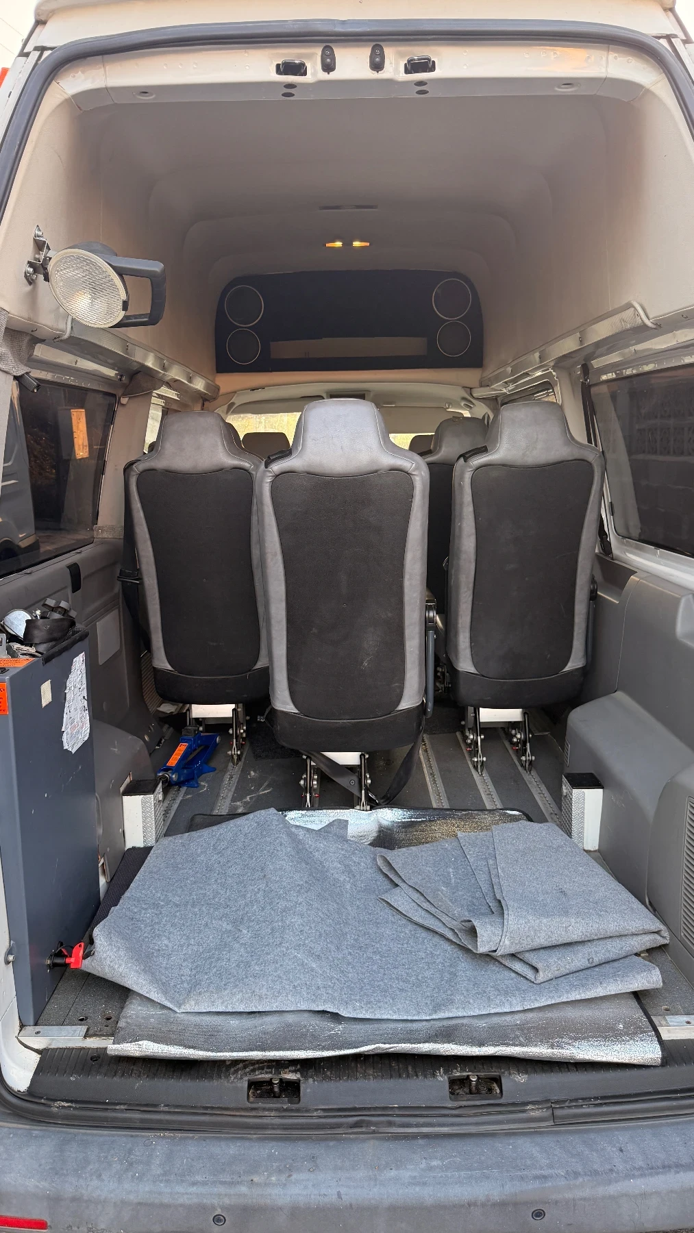 VW T5, снимка 7 - Бусове и автобуси - 55599794