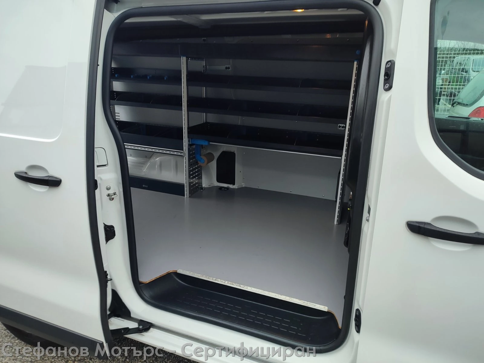 Peugeot Expert L3H1 Premium 2.0 Diesel (122hp) MT6 | Mobile.bg � ����������� 15