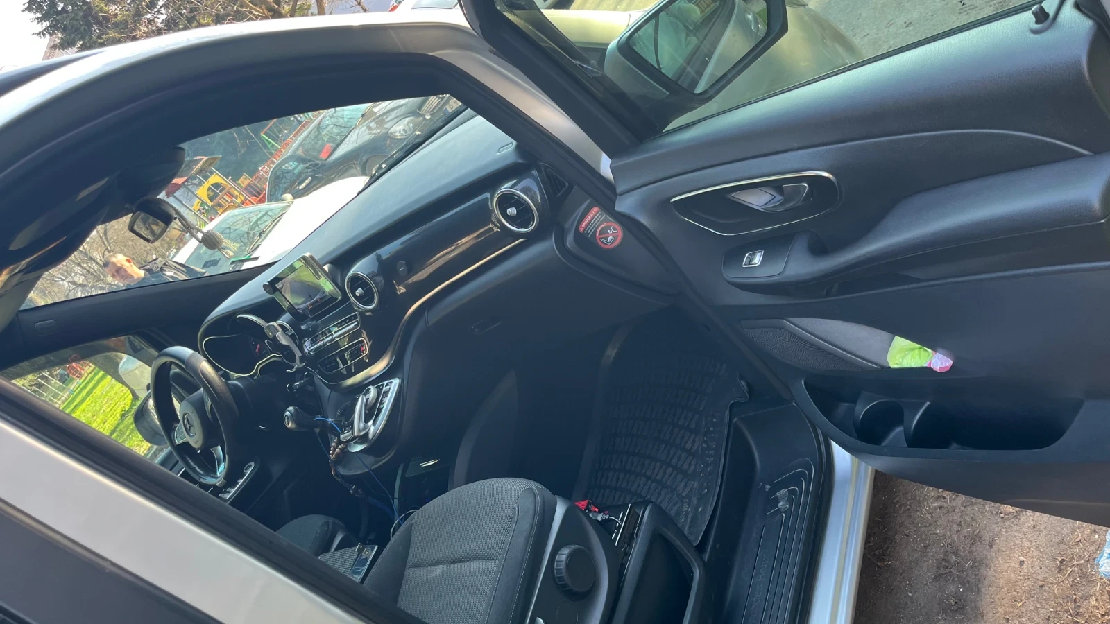 Mercedes-Benz V 220 EKSTRA LONG, снимка 14 - Бусове и автобуси - 53974970