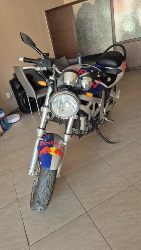 Suzuki SV, снимка 1