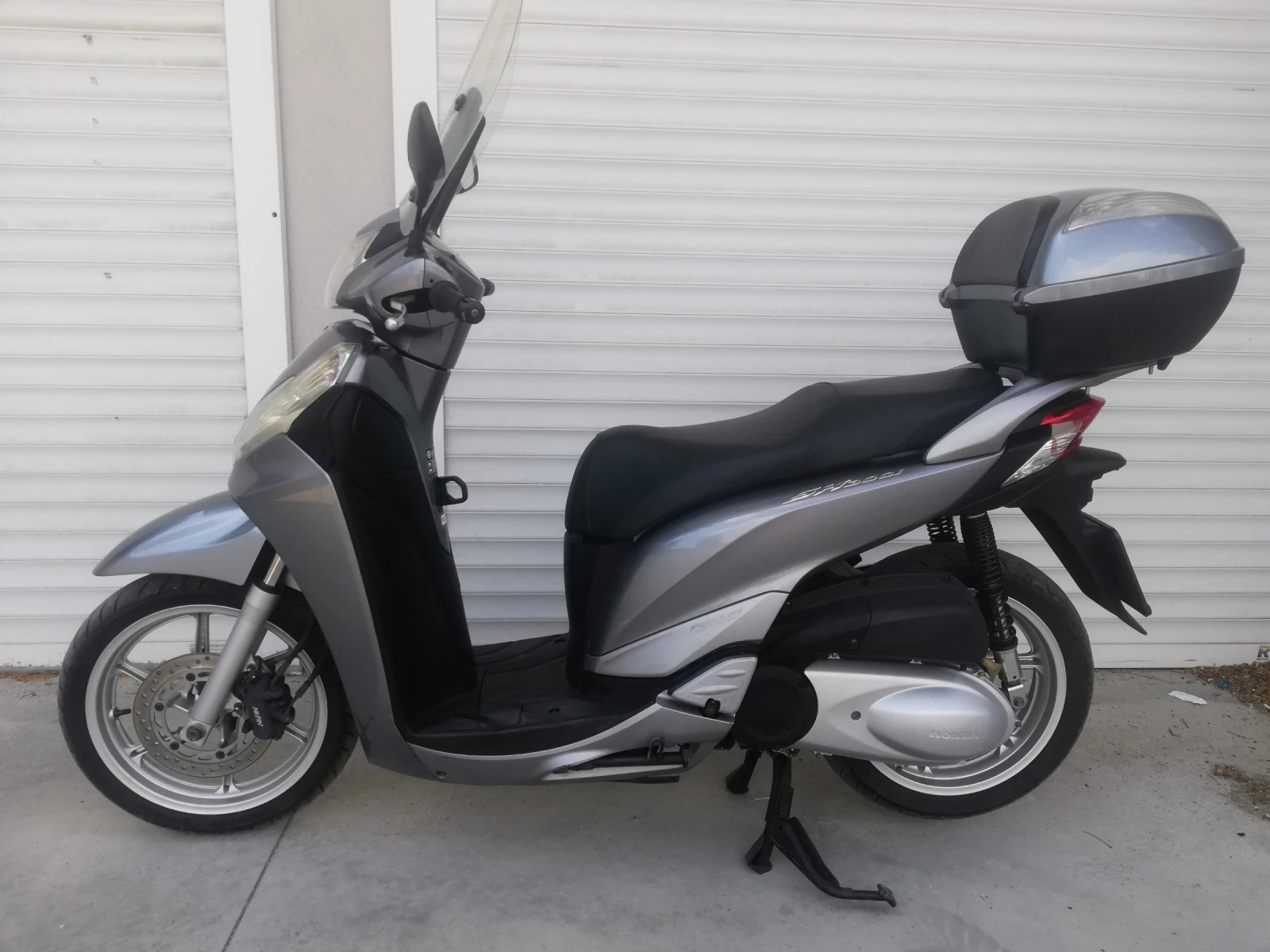 Honda Sh 300i, снимка 2 - Мотоциклети и мототехника - 53890754