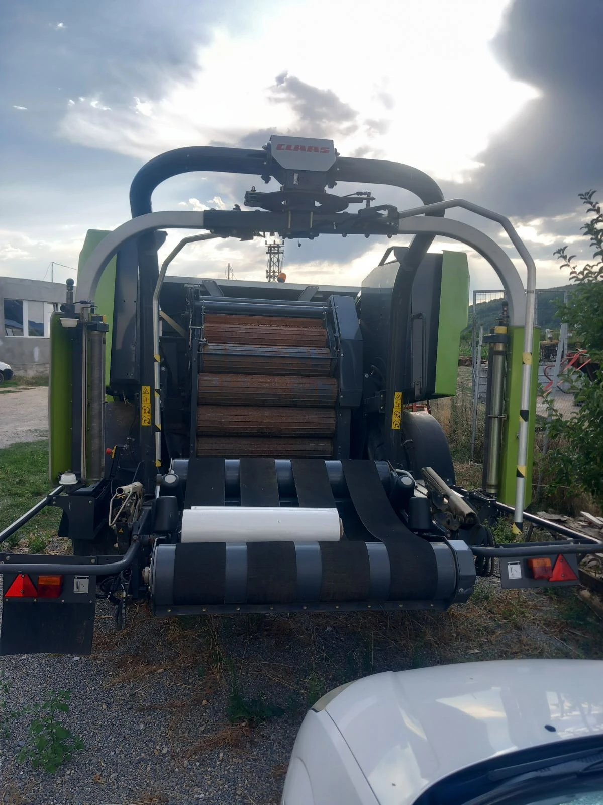 Трактор John Deere 6920S - изображение 2