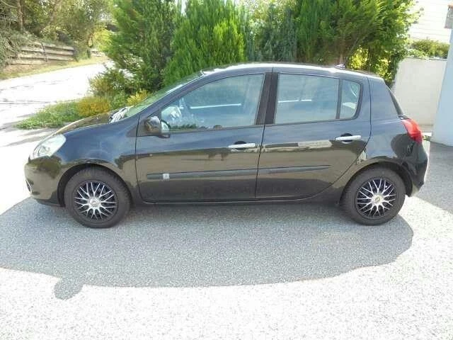 Рама и Каросерия за Renault Clio, снимка 3 - Части - 48334159