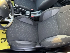 Peugeot 2008 1.2i GAZ, снимка 13