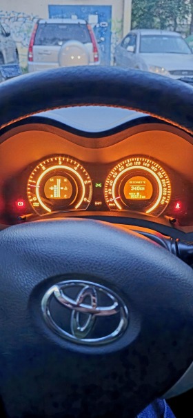 Toyota Auris, снимка 7 - Автомобили и джипове - 45371534