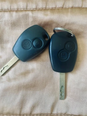 Renault Clio 1.2 (75 кс) EURO 4 КЛИМАТИК - 2400 € / 4693.99 лв. - 31291265 10