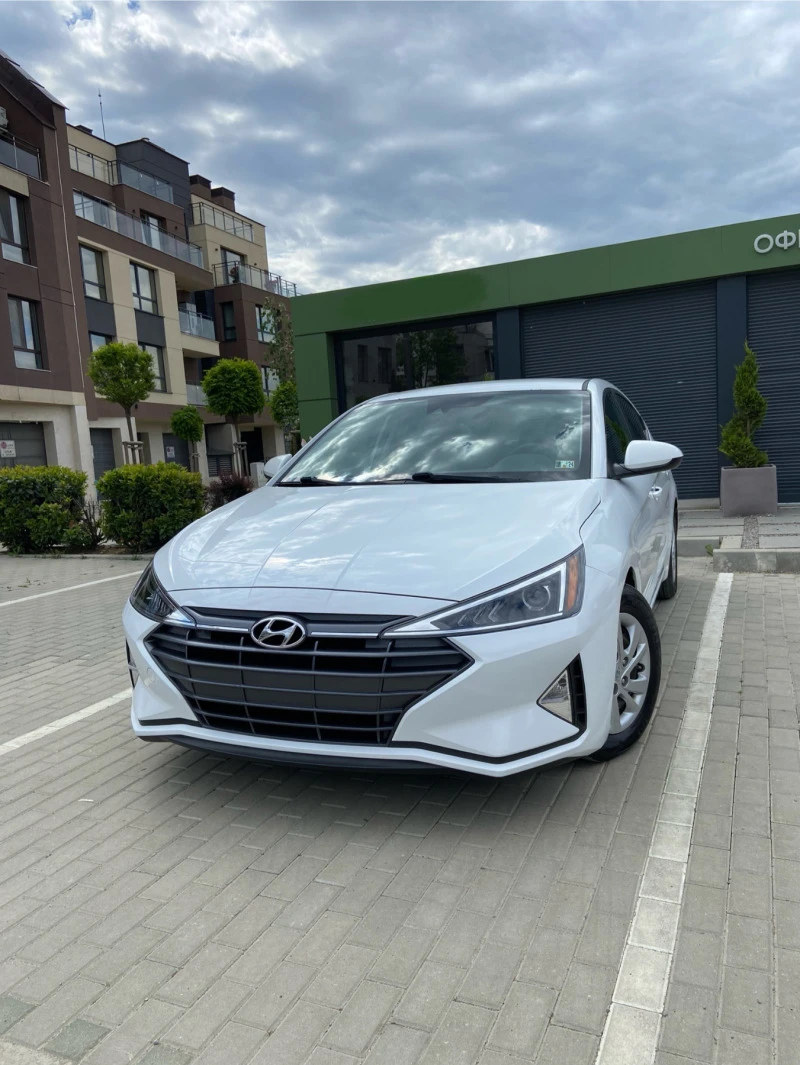 Hyundai Elantra, снимка 2 - Автомобили и джипове - 45608747