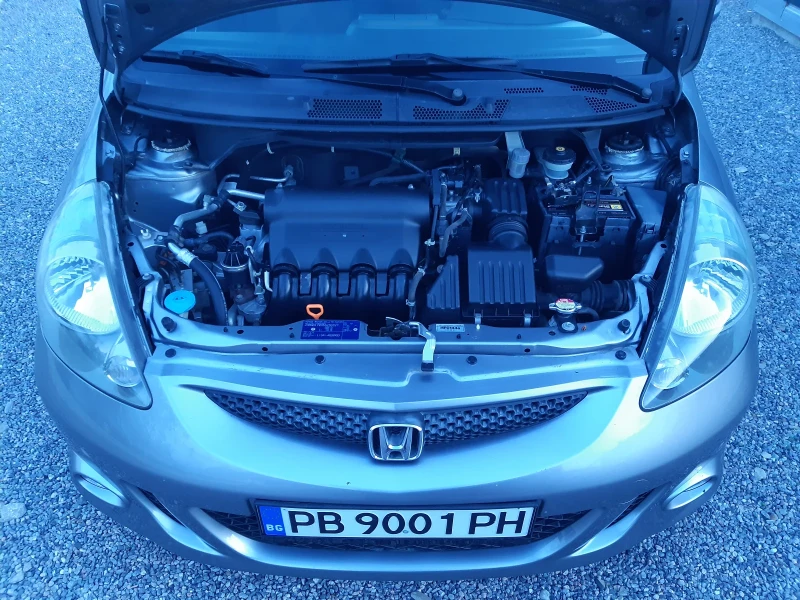 Honda Jazz 1.4 кубика , снимка 11 - Автомобили и джипове - 47513685