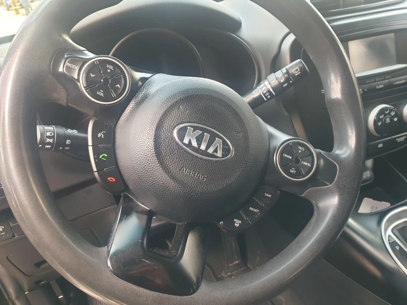 Kia Soul 1.6 , снимка 5 - Автомобили и джипове - 47732391