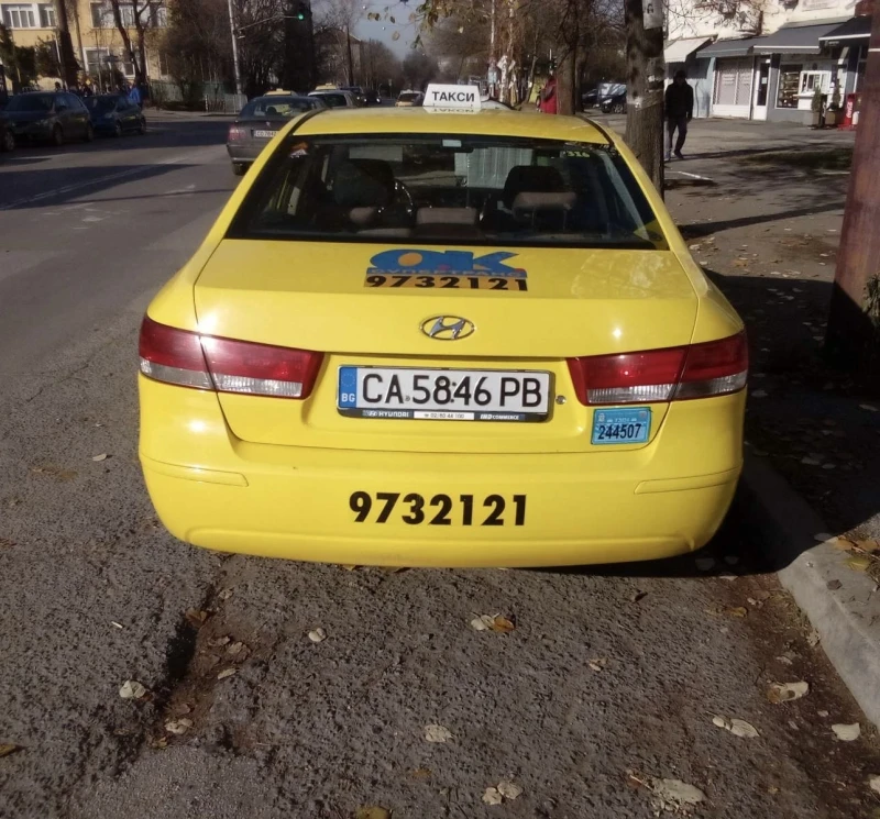 Hyundai Sonata, снимка 3 - Автомобили и джипове - 48017526