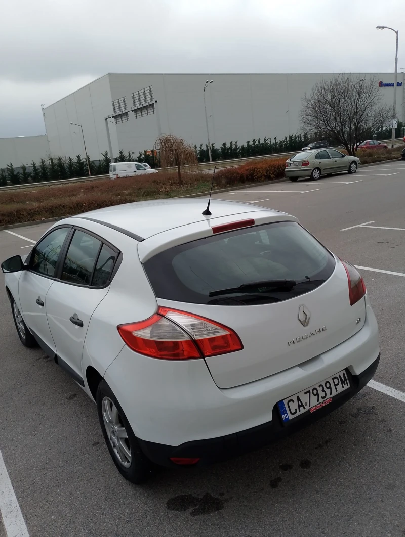 Renault Megane 1.5 DCI 86кс., снимка 7 - Автомобили и джипове - 48240392