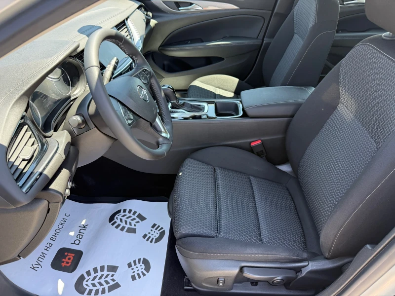 Opel Insignia (КАТО НОВА), снимка 11 - Автомобили и джипове - 49548588