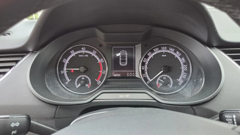 Skoda Octavia 1.5 TSI , 150k.c, 7DSG, снимка 5 - Автомобили и джипове - 52357953