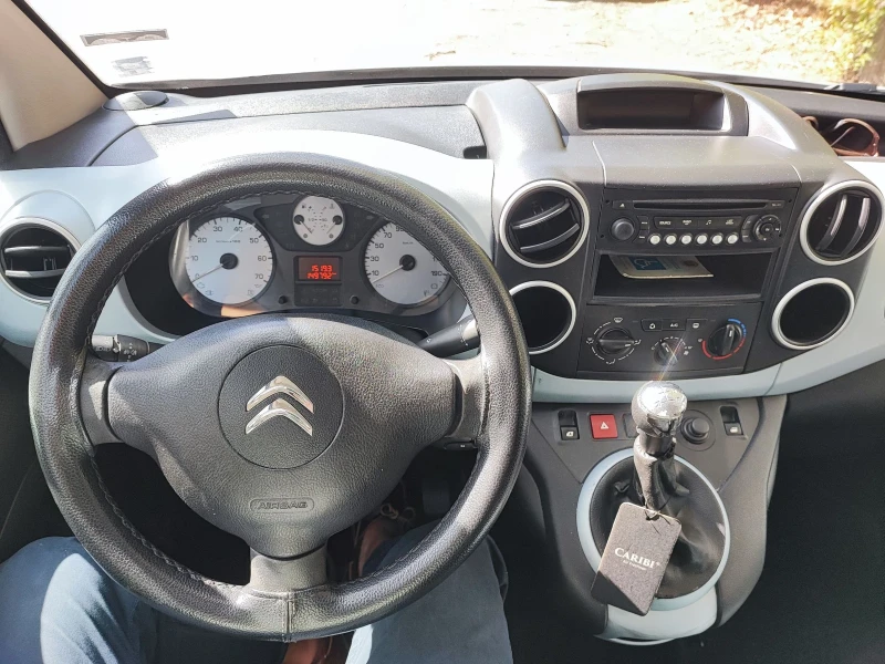 Citroen Berlingo 1.6 HDI , снимка 8 - Автомобили и джипове - 51615761