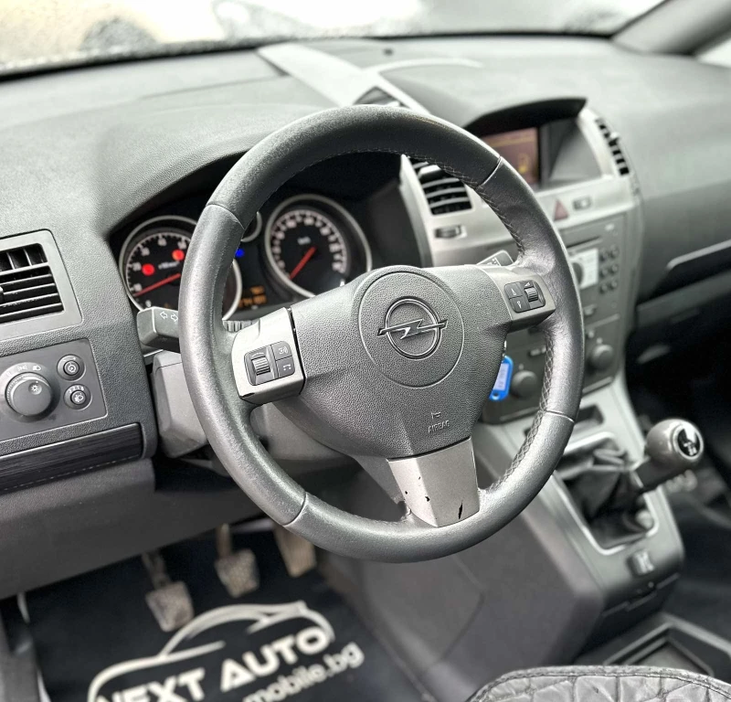 Opel Zafira 1.6i 105HP LPG 6+ 1 КОЖА, снимка 11 - Автомобили и джипове - 52654173