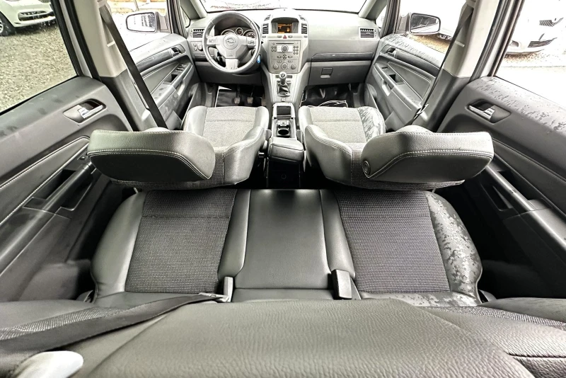 Opel Zafira 1.6i 105HP LPG 6+ 1 КОЖА, снимка 9 - Автомобили и джипове - 52654173