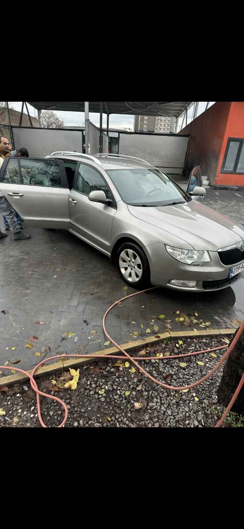Skoda Superb, снимка 3 - Автомобили и джипове - 52696768