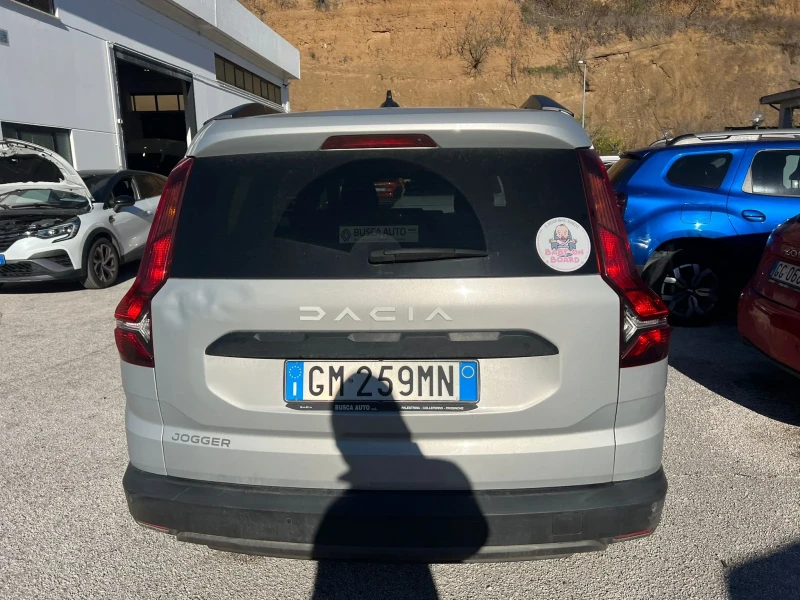 Dacia Jogger 1.0Tce 100hp* LED* NAVI* LPG* 6+ 1* 2023г* 75600, снимка 4 - Автомобили и джипове - 52741834