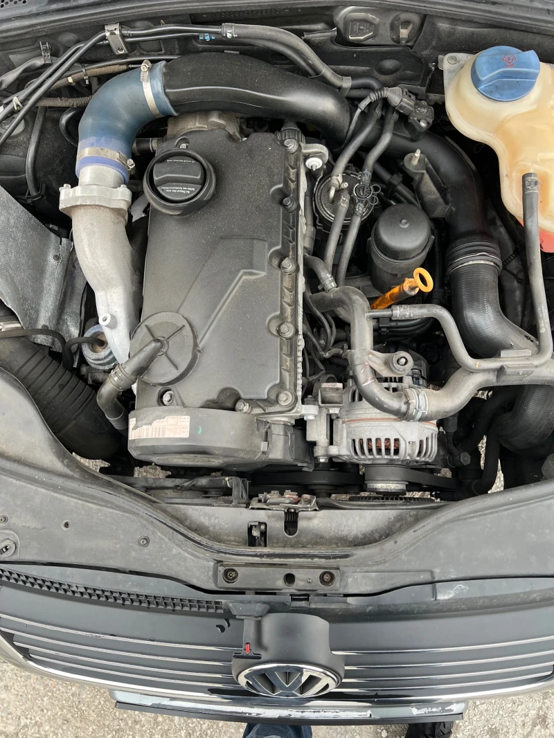 VW Passat, снимка 14 - Автомобили и джипове - 52811582