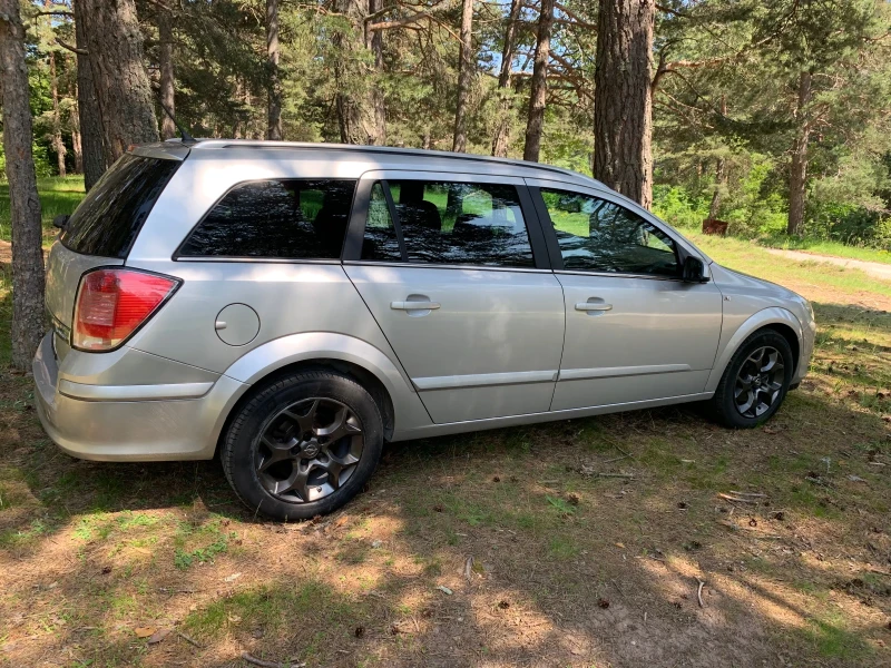 Opel Astra, снимка 2 - Автомобили и джипове - 52949020