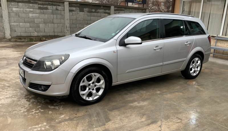 Opel Astra, снимка 3 - Автомобили и джипове - 53450609