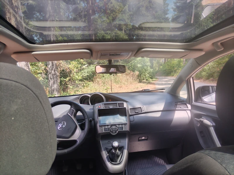 Toyota Verso, снимка 12 - Автомобили и джипове - 53194423