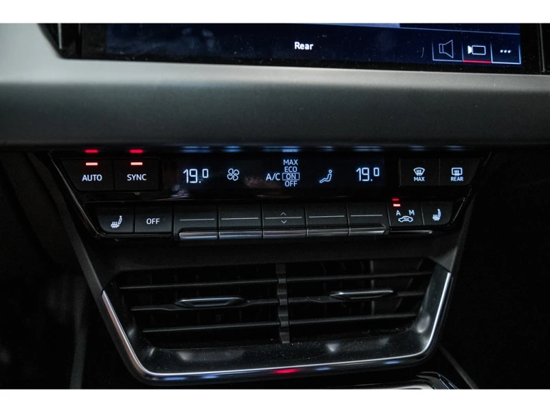 Audi E-Tron GT С РЕГИСТРАЦИЯ & АВТО КРЕДИТ, снимка 7 - Автомобили и джипове - 53273367