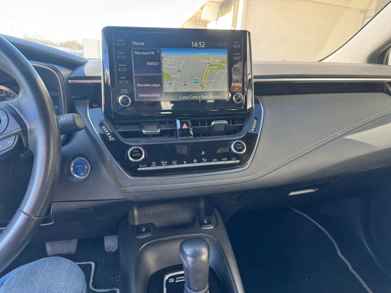 Toyota Corolla 1.8 HYBRID ГАРАНЦИОННА CAR PLAY ANDROIDAUTO 100%km, снимка 7 - Автомобили и джипове - 53520199