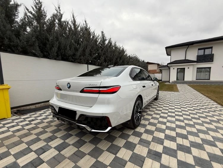 BMW 740 d xDrive M Sport - изображение 5