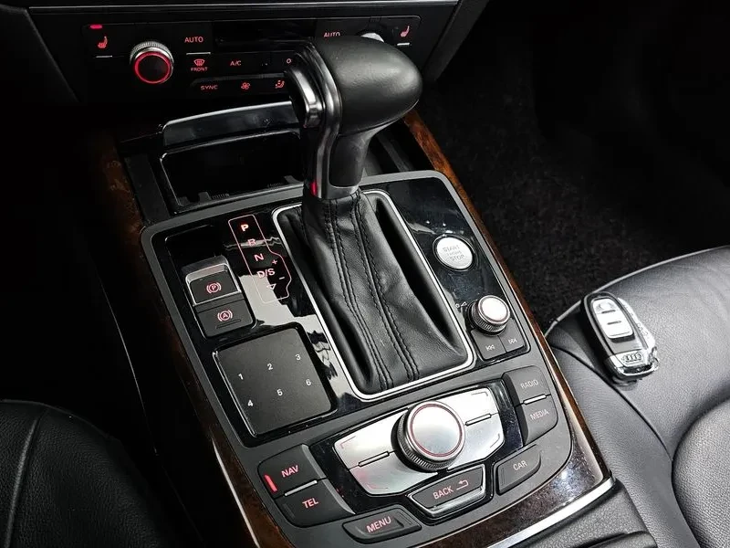 Audi A7 45 Tdi Quattro 4G, снимка 17 - Автомобили и джипове - 54944981