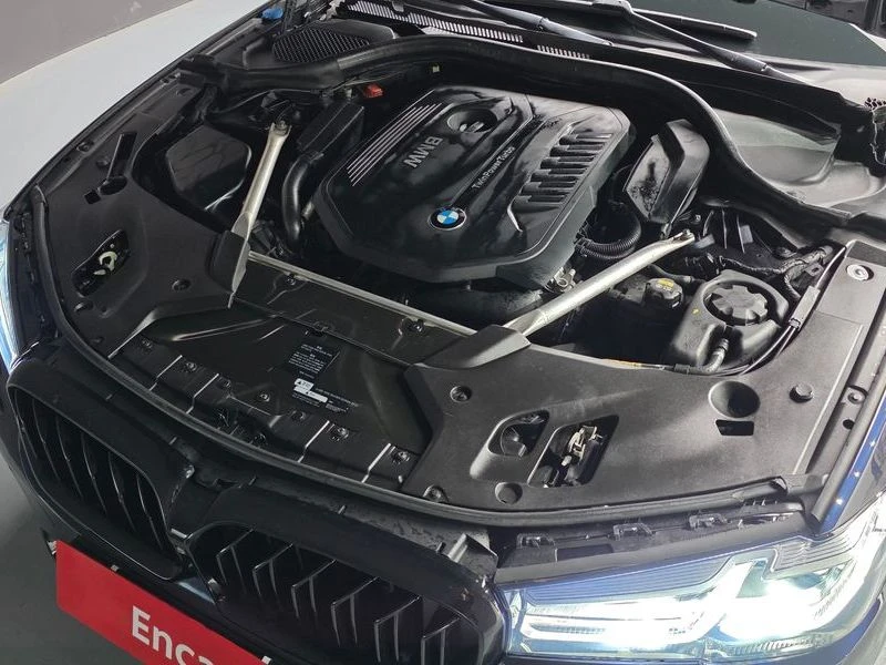 BMW 540 540i xDrive M Sport Plus| 335к.с.| ВКЛ.ТЕХНОТЕСТ, снимка 6 - Автомобили и джипове - 55441433