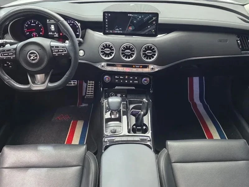 Kia Stinger, снимка 7 - Автомобили и джипове - 56689206