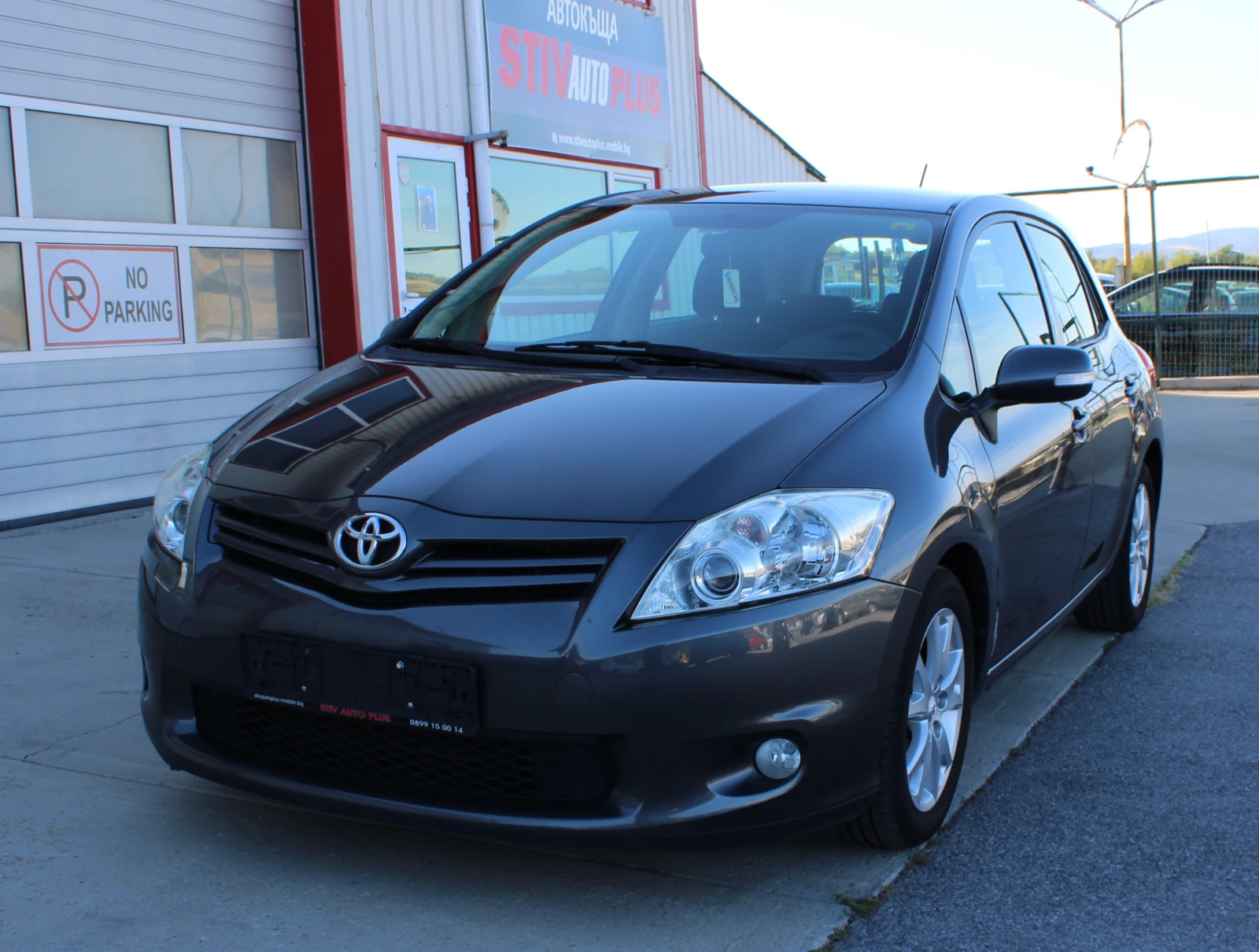 Toyota Auris 1.4 D4D, снимка 1