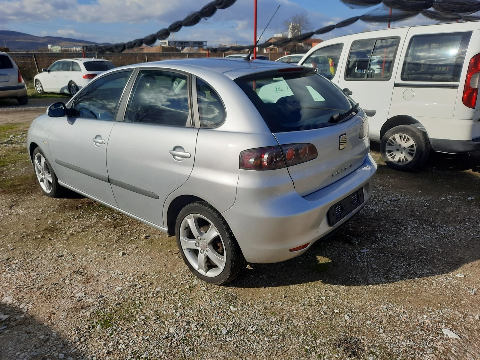 Seat Ibiza 1.4 - изображение 5