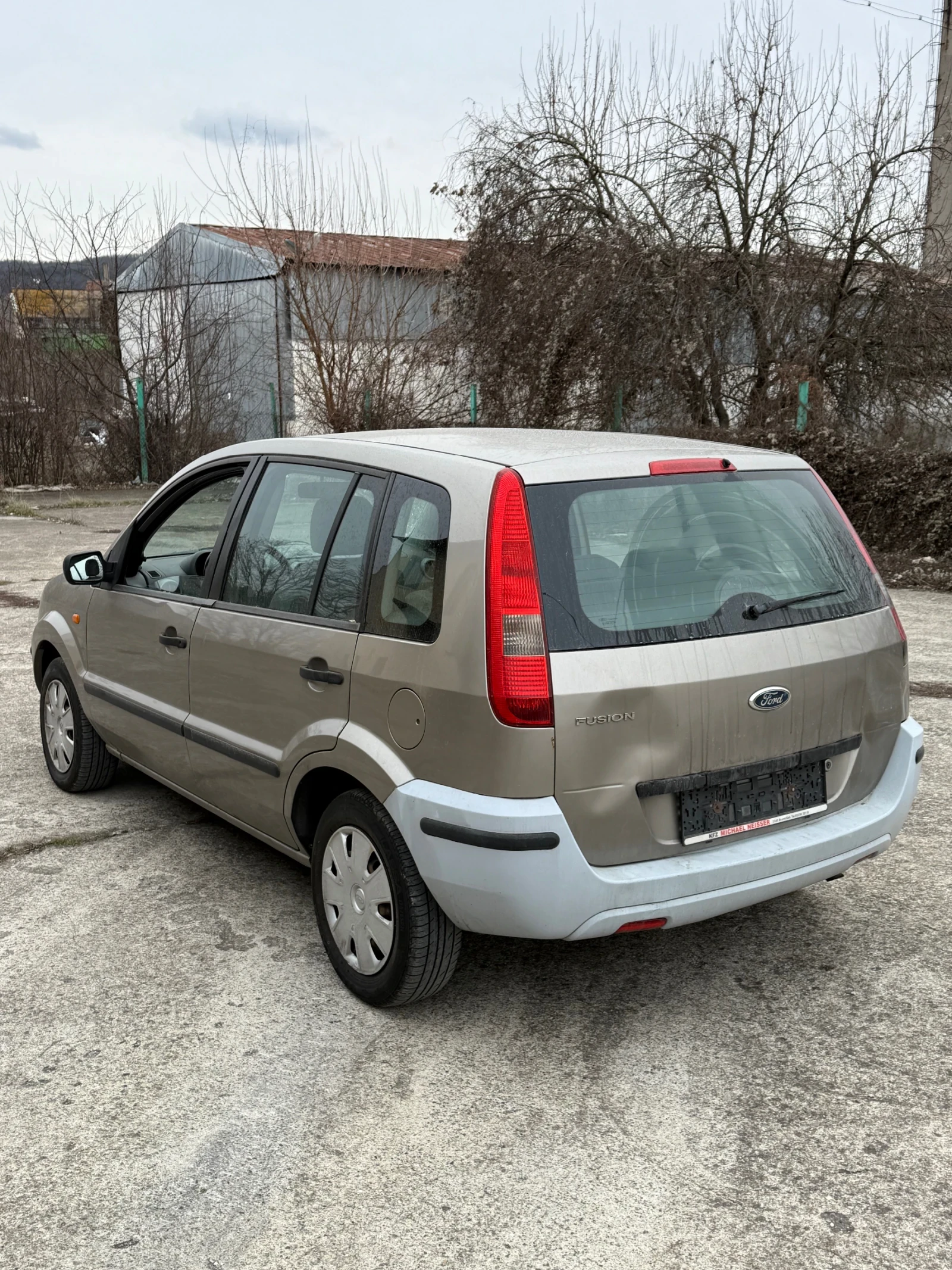 Ford Fusion 1.4i автоматик - изображение 6