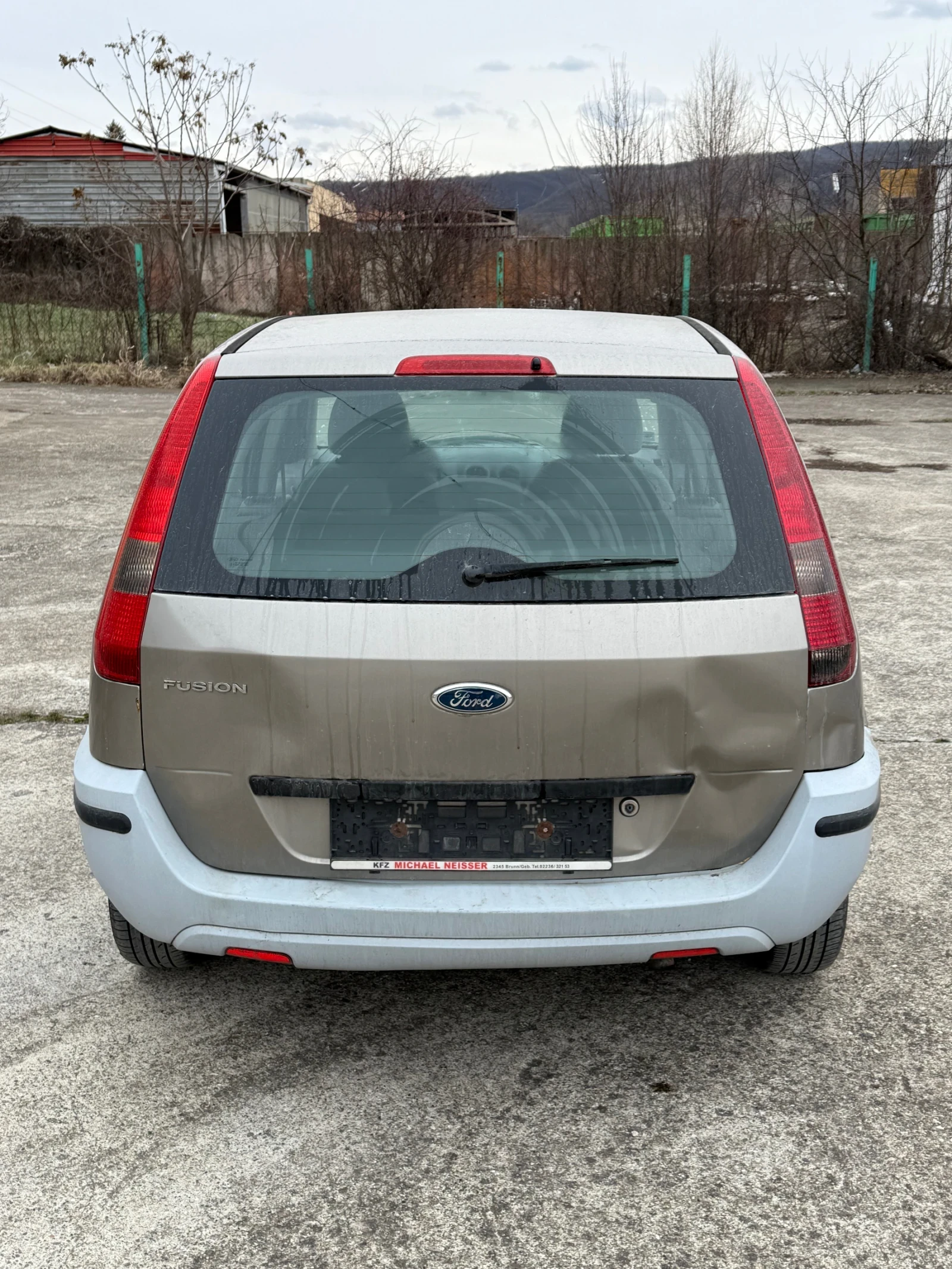 Ford Fusion 1.4i автоматик - изображение 8