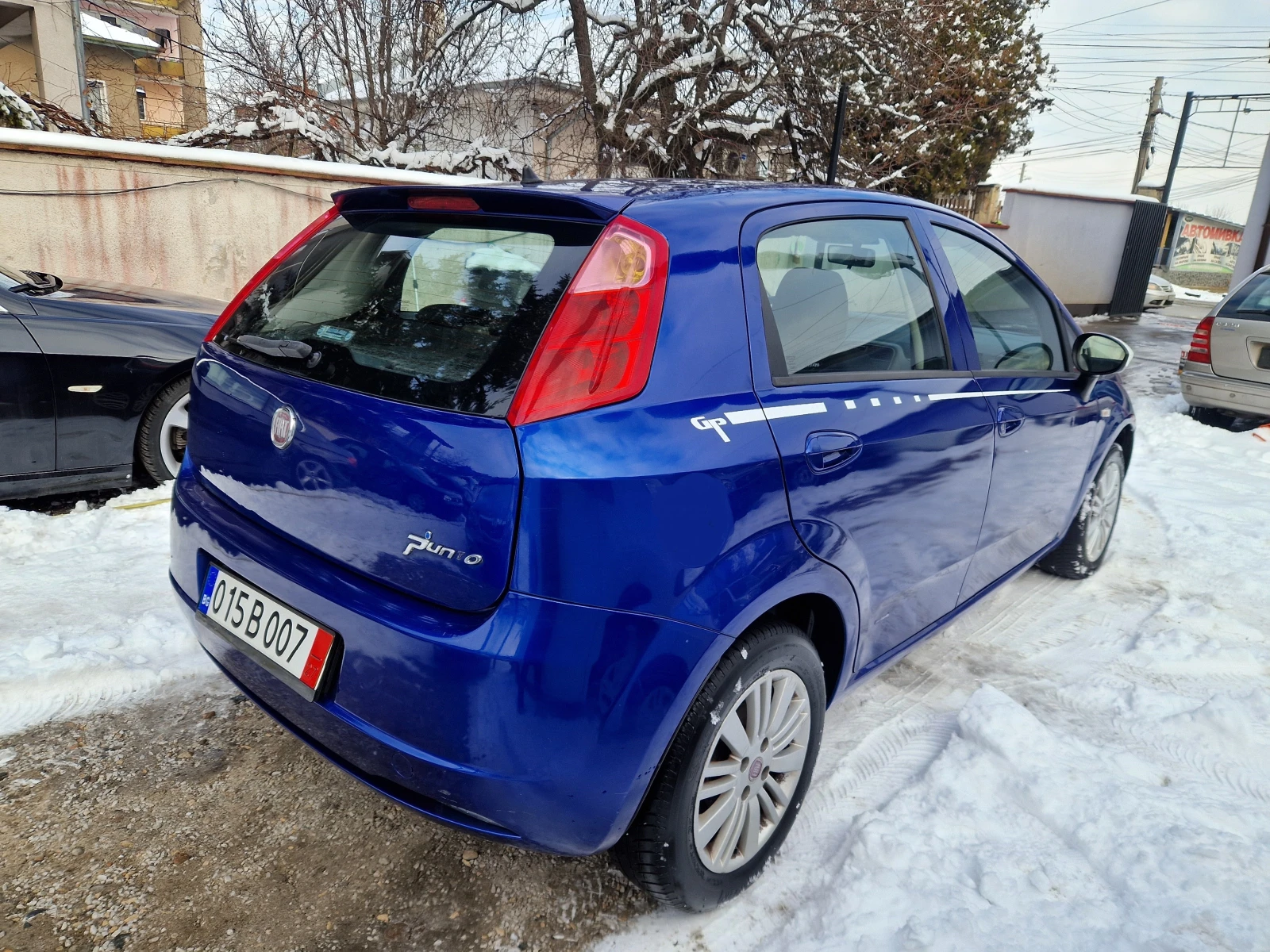 Fiat Punto 1.4i ОТЛИЧНО - изображение 6