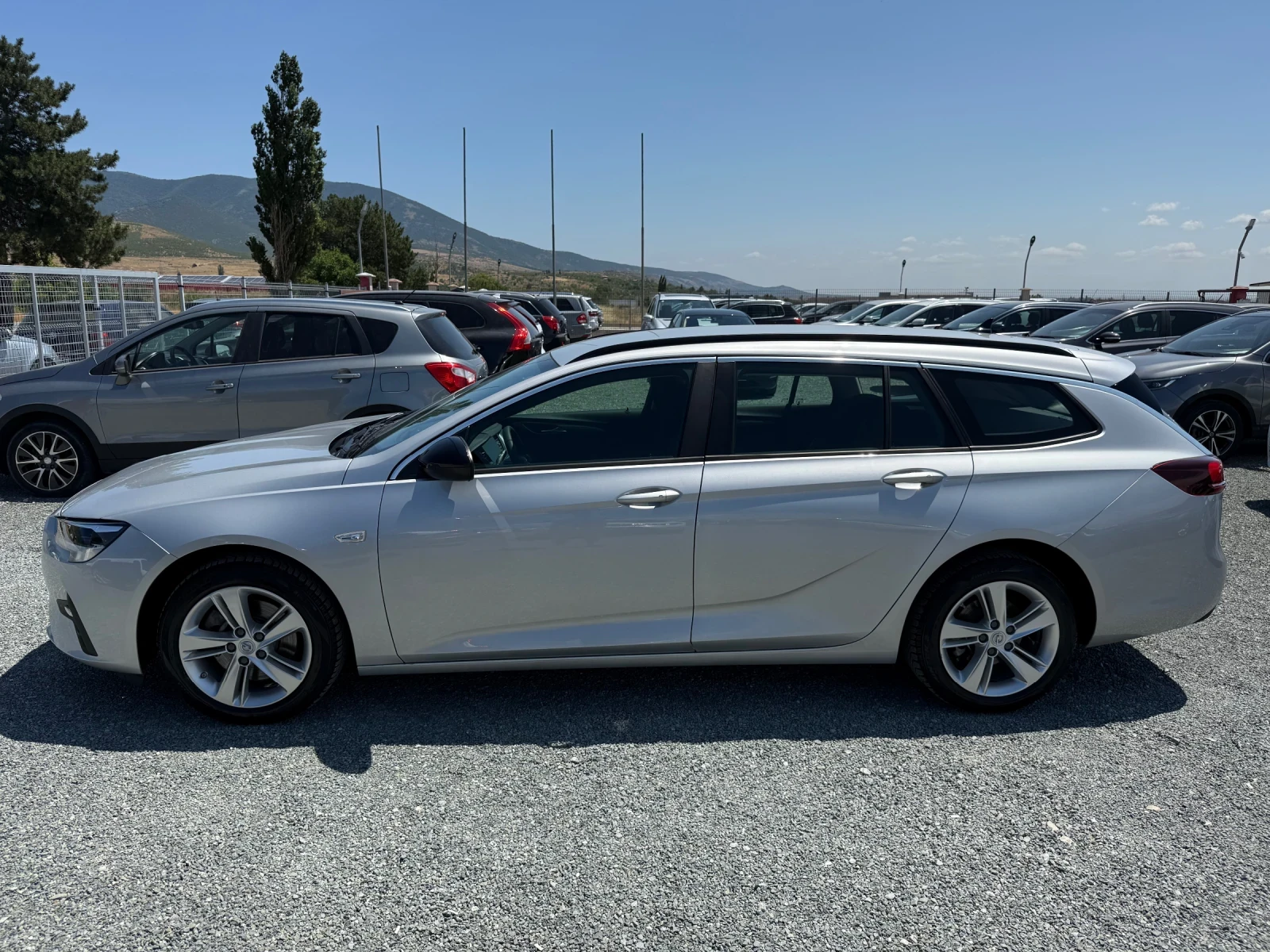 Opel Insignia (КАТО НОВА) - изображение 10