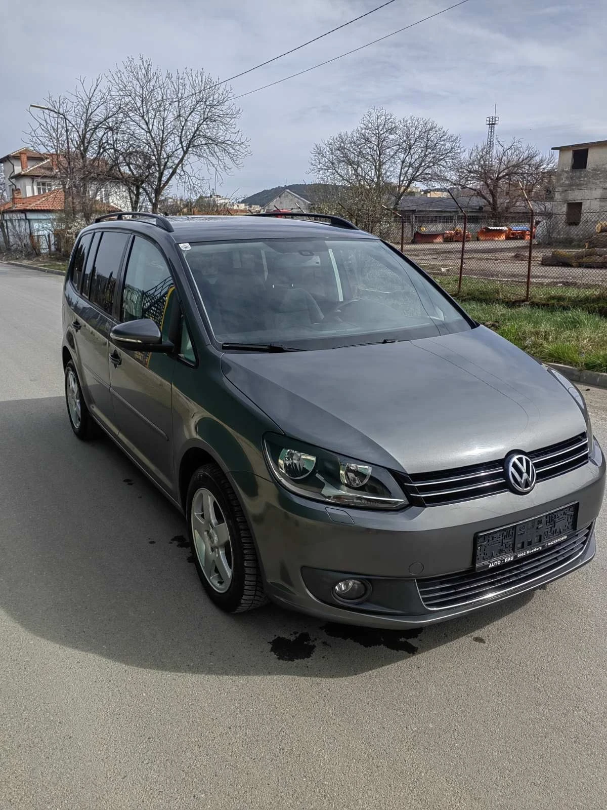 VW Touran 2.0tdi DSG - изображение 2