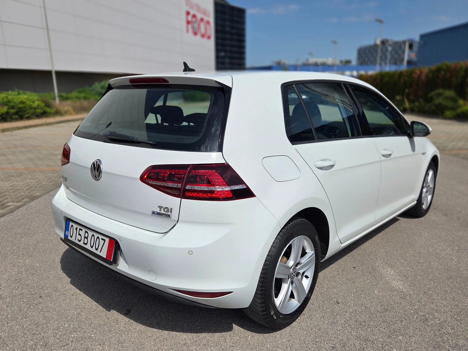 VW Golf Highline TGI УНИКАЛЕН - изображение 6